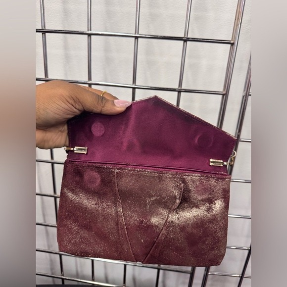 Inge Christopher Elegant Sofia Burgundy Chain envelope Clutch - Picture 5 of 10